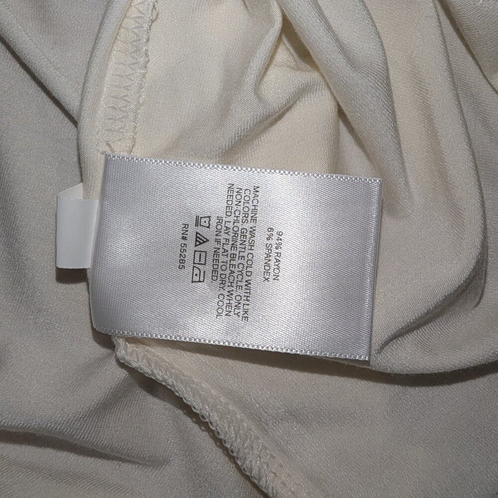 Relaxed V-Neck Three Quarter Sleeve London Tee - SZ Small - NWT - Picture 7 of 9